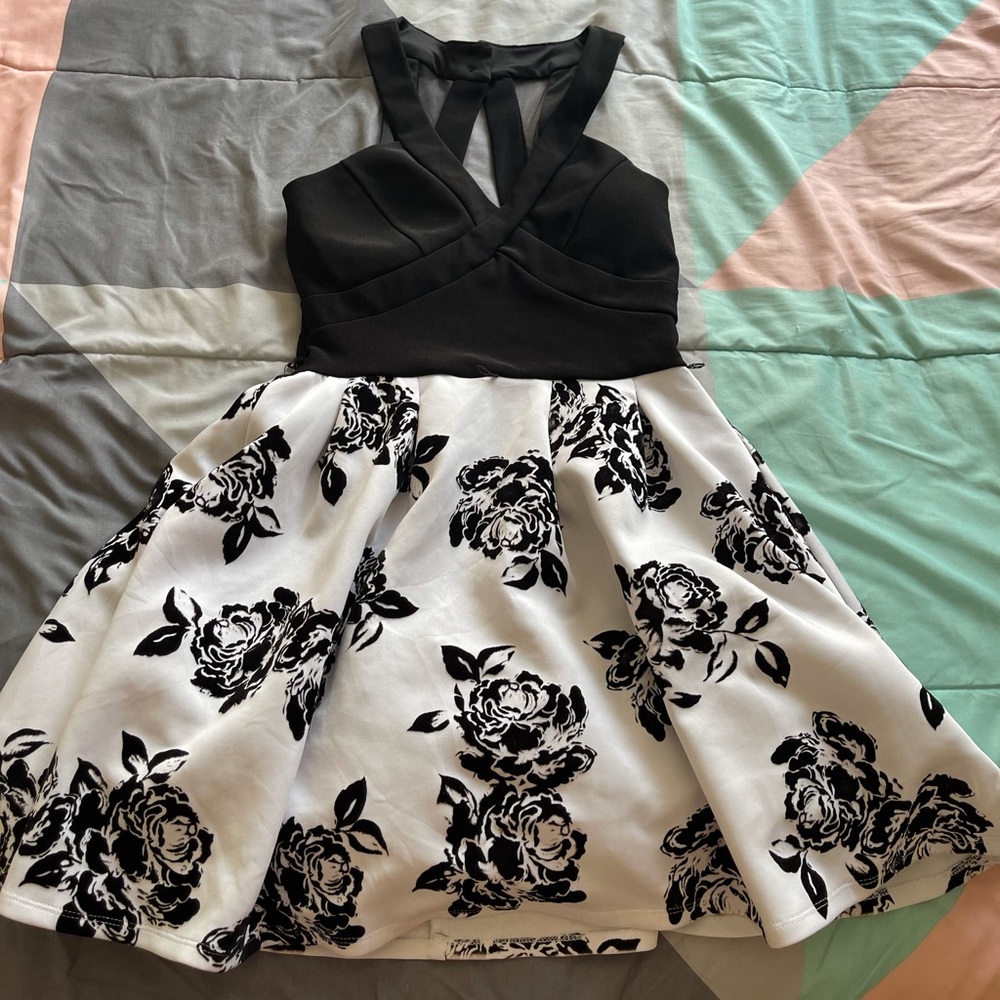 Fluffy floral dress